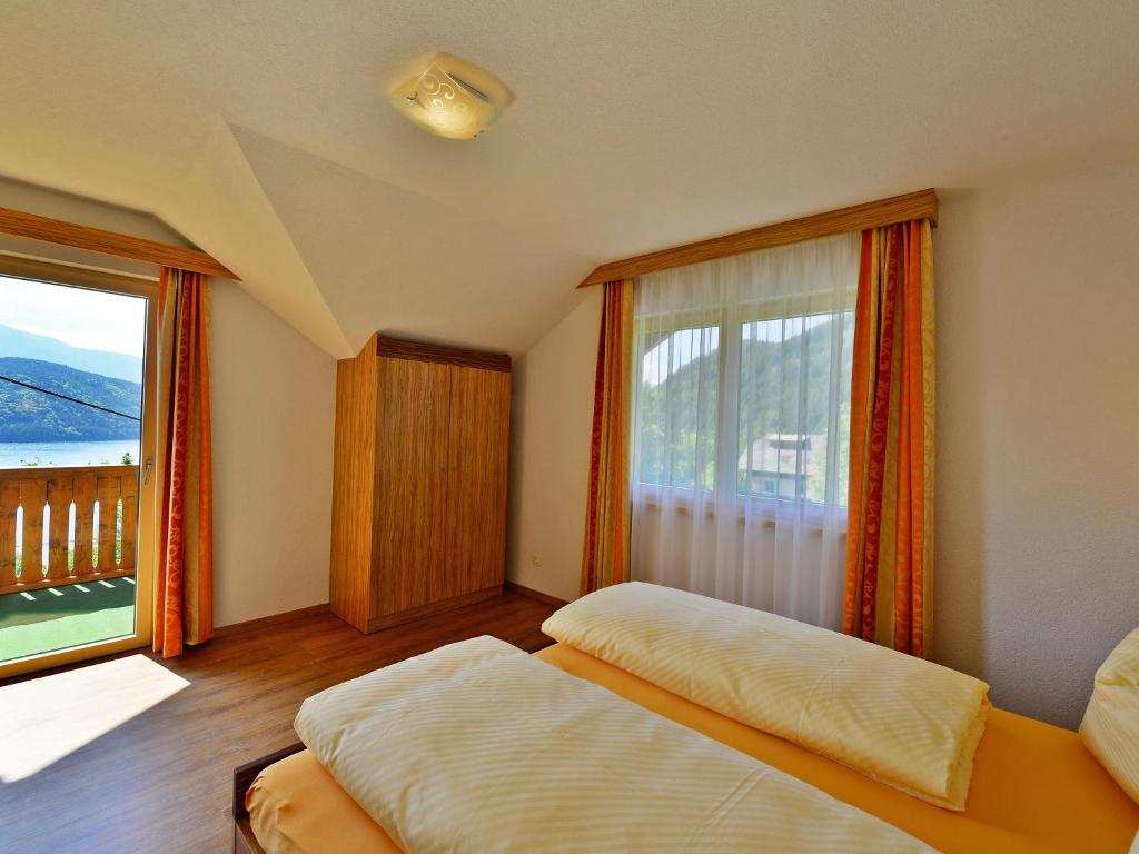 Fruehstueckspension Goetzfried-Hof Millstatt Rom bilde